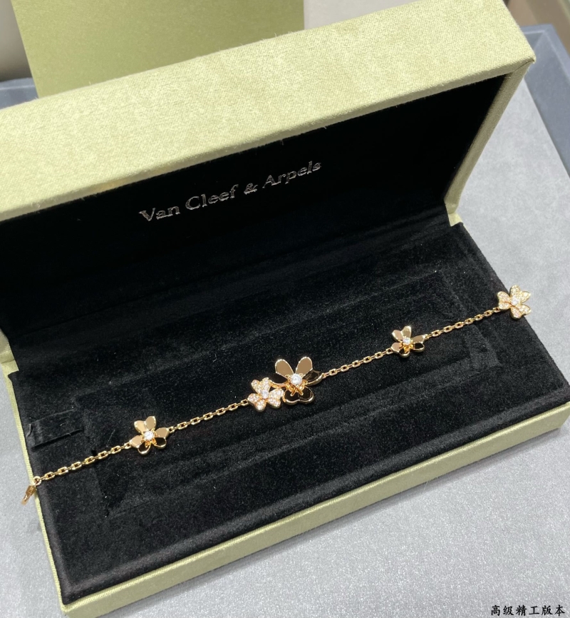 Vca Bracelets
